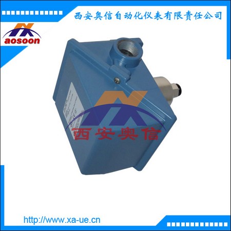 J402-164美国UE双点压力开关 0-13.8bar  2*SPDT黄铜波纹